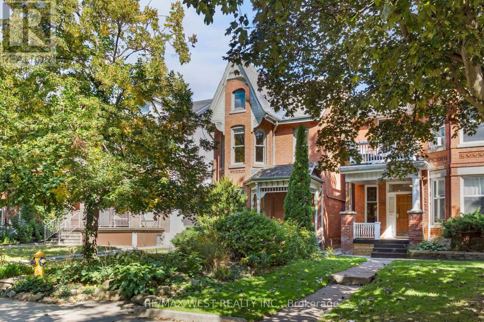Photo of 195 Dunn Avenue