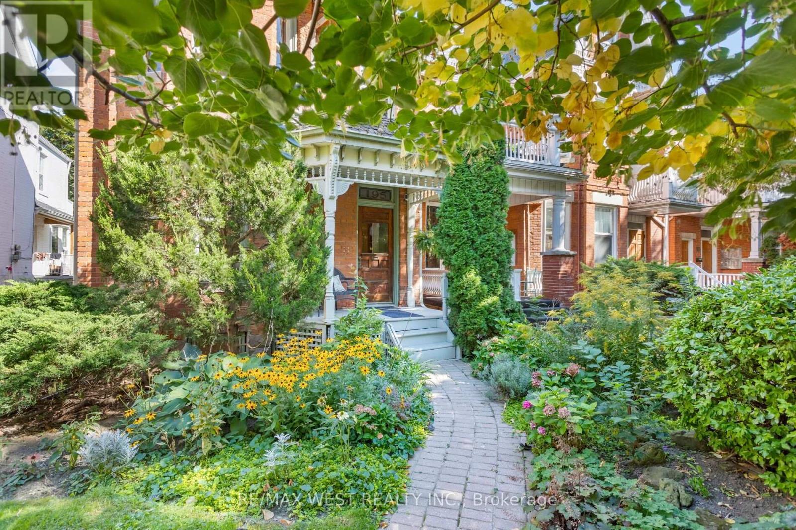 195 DUNN AVENUE, Toronto (South Parkdale) — photo 2