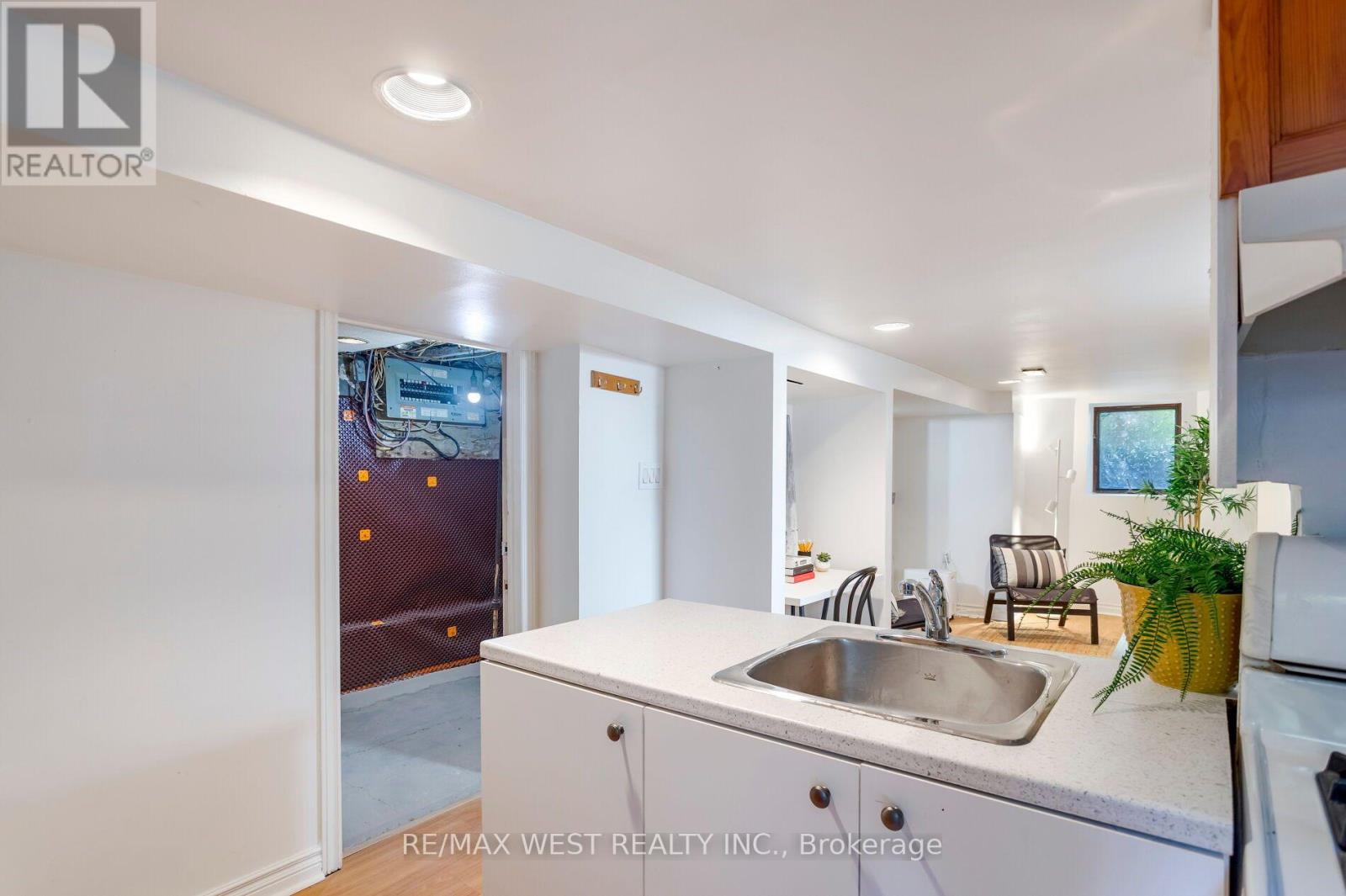 195 DUNN AVENUE - Image 27
