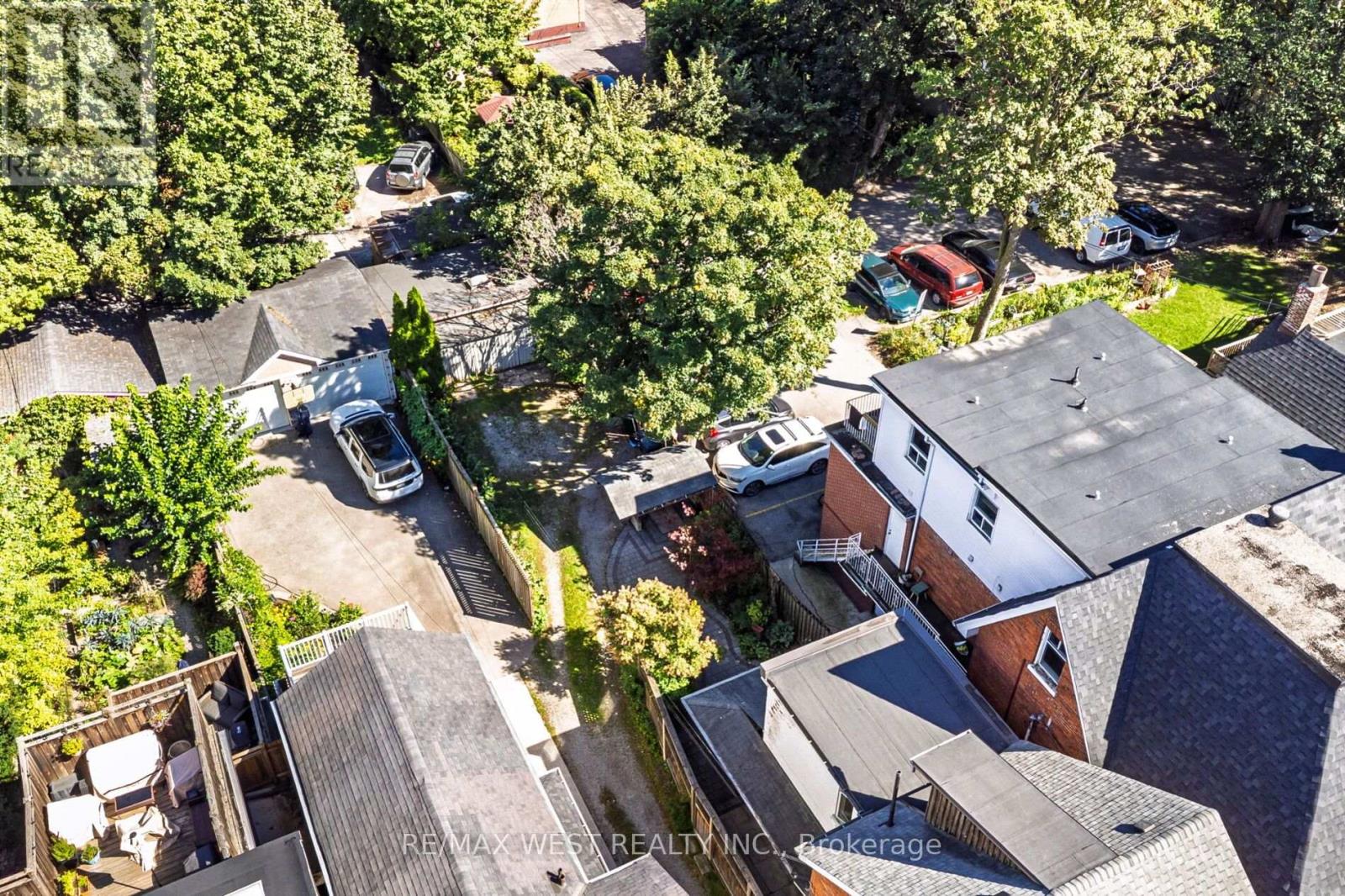 195 DUNN AVENUE - Image 41