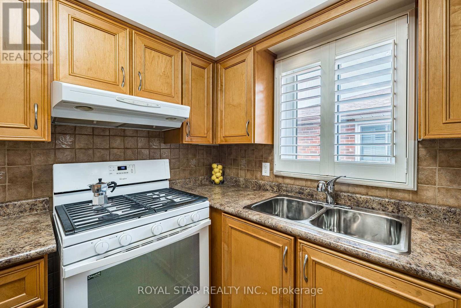 122 SAWMILL ROAD - Image 19