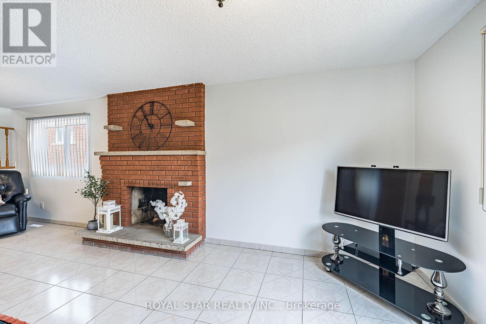 122 SAWMILL ROAD - Image 23