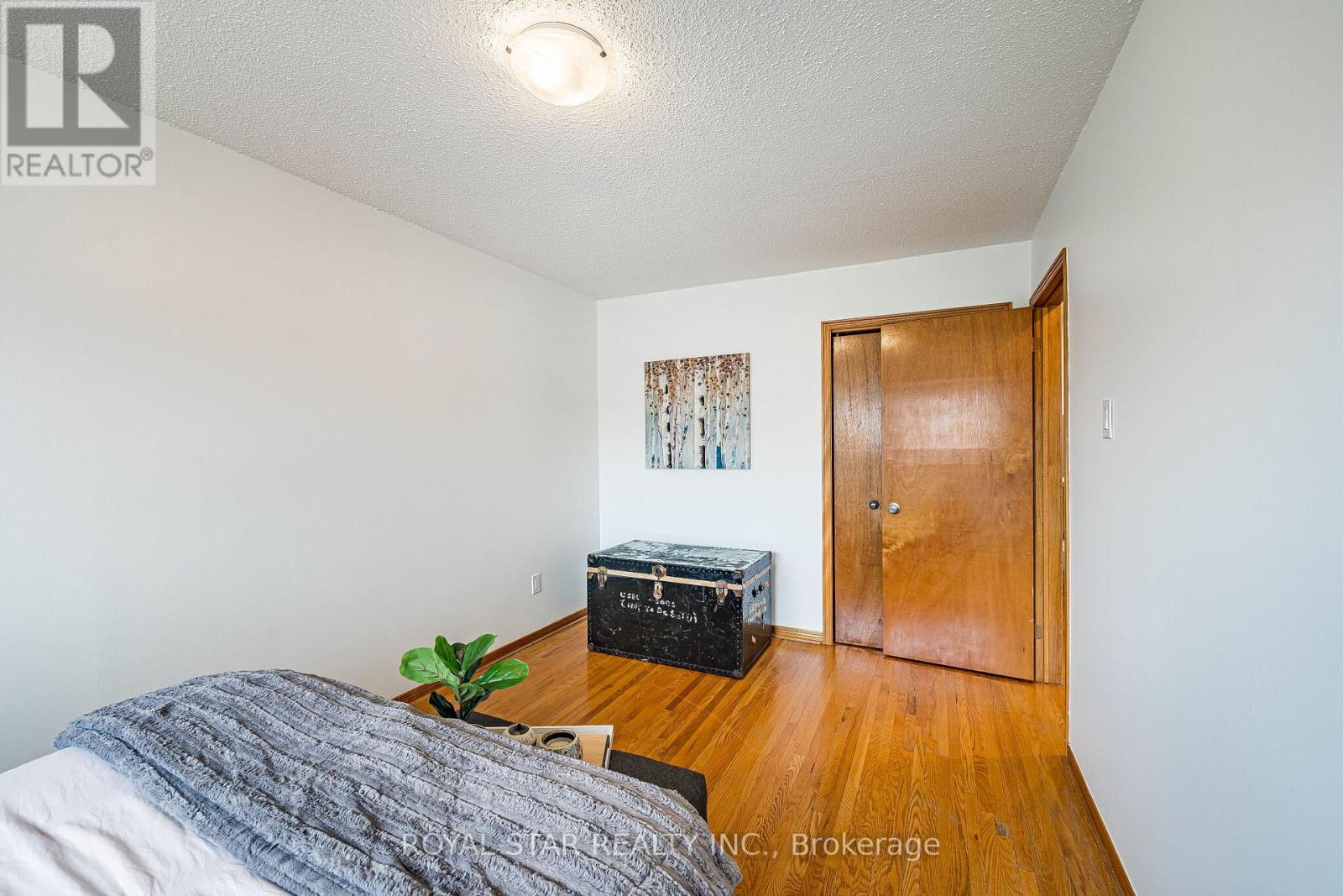 122 SAWMILL ROAD - 30