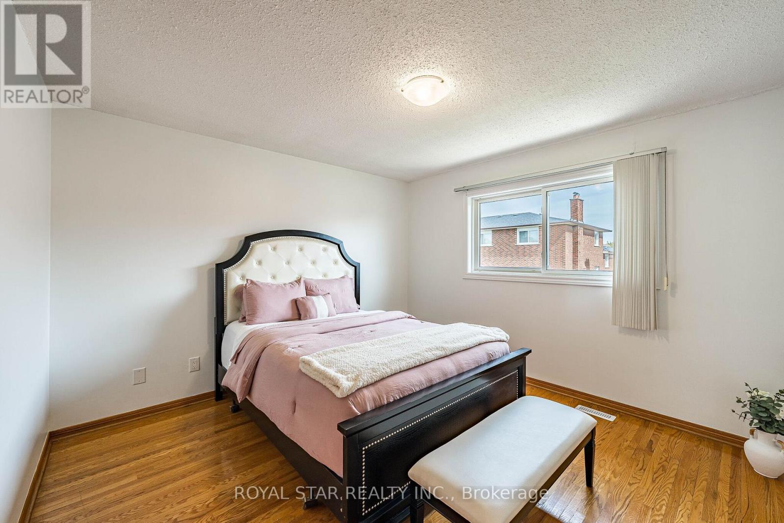 122 SAWMILL ROAD - 31