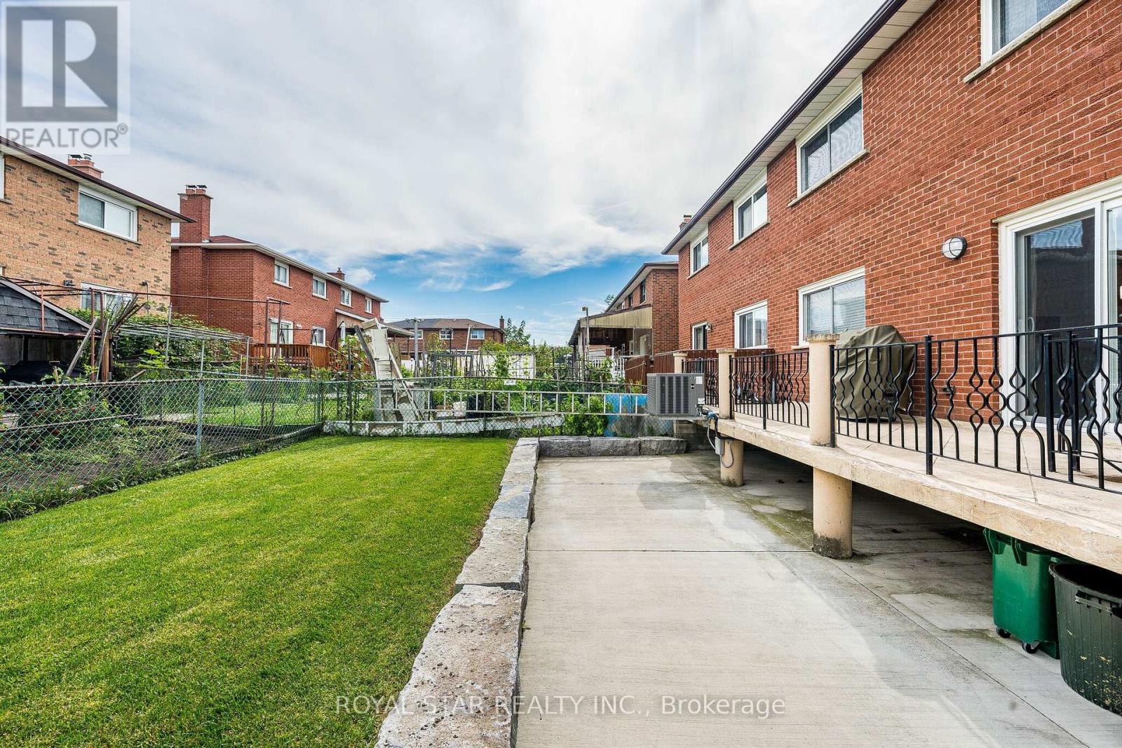 122 SAWMILL ROAD - 45