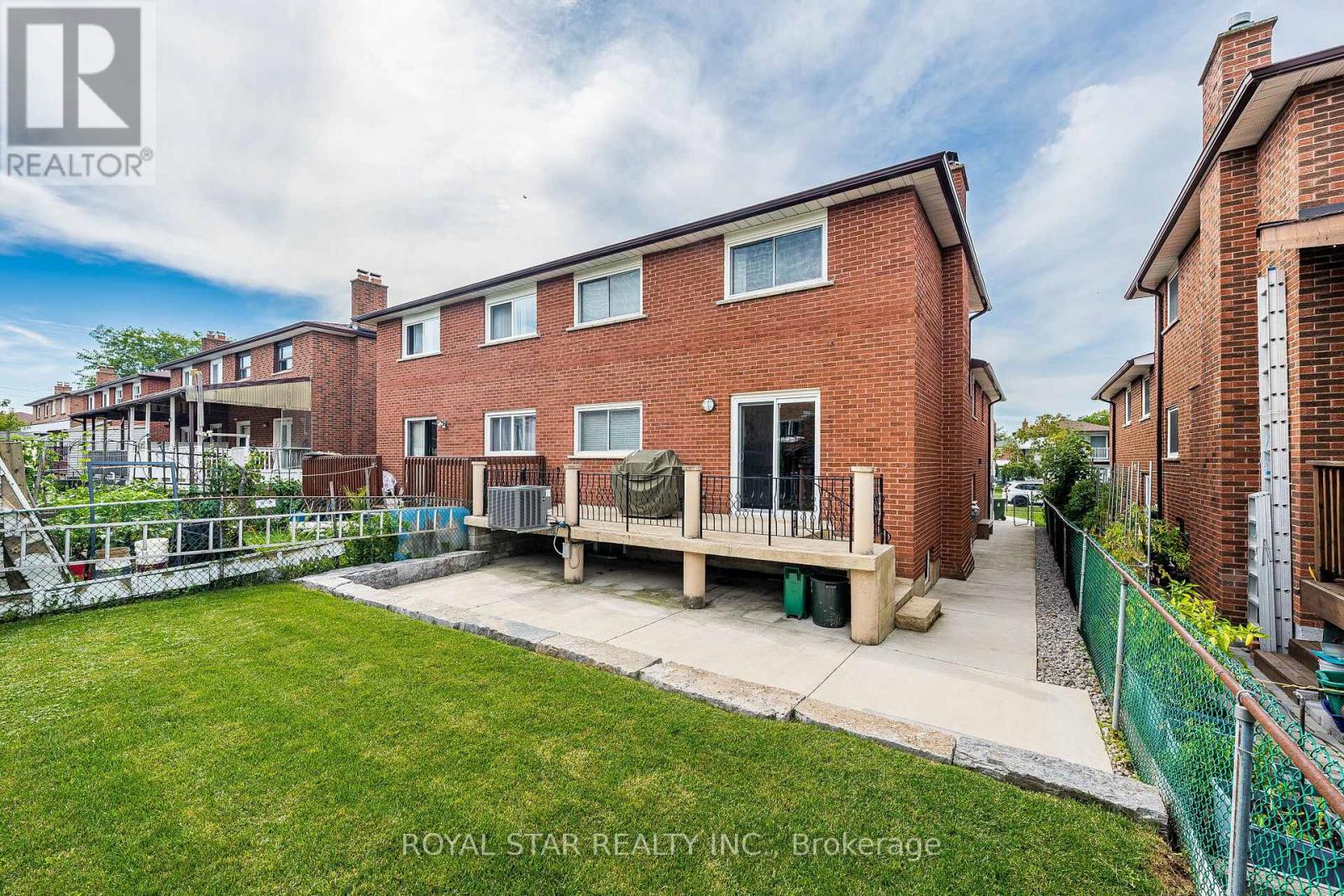122 SAWMILL ROAD - 46