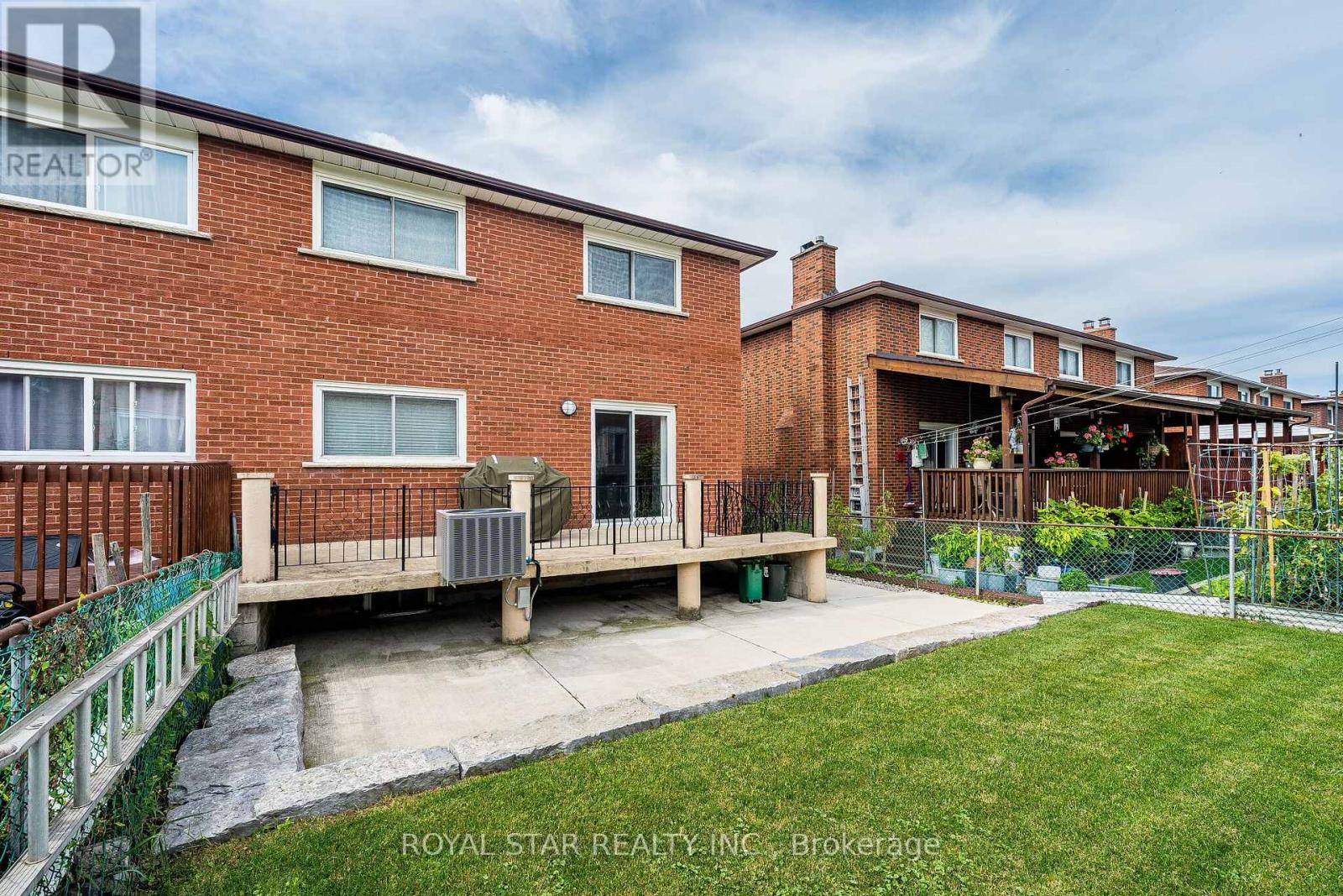 122 SAWMILL ROAD - 48