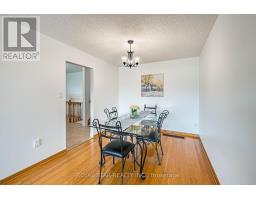 122 Sawmill Road, Toronto, ON M3L2K4 Photo 12