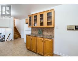 122 Sawmill Road, Toronto, ON M3L2K4 Photo 16