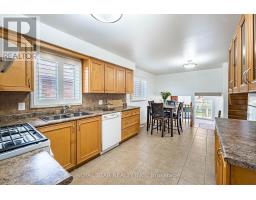 122 Sawmill Road, Toronto, ON M3L2K4 Photo 17