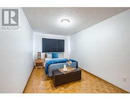 122 Sawmill Road, Toronto, ON M3L2K4 Photo 25