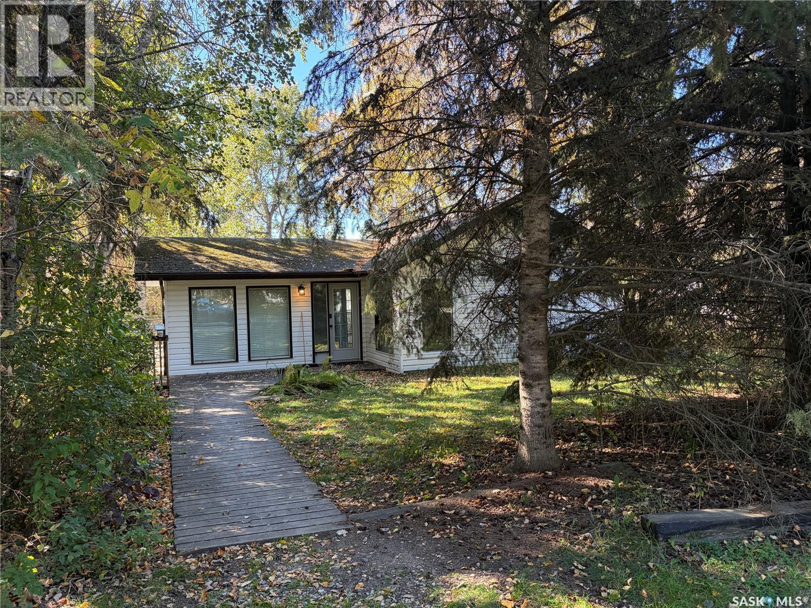 330 1st AVENUE N, Big River — photo 2