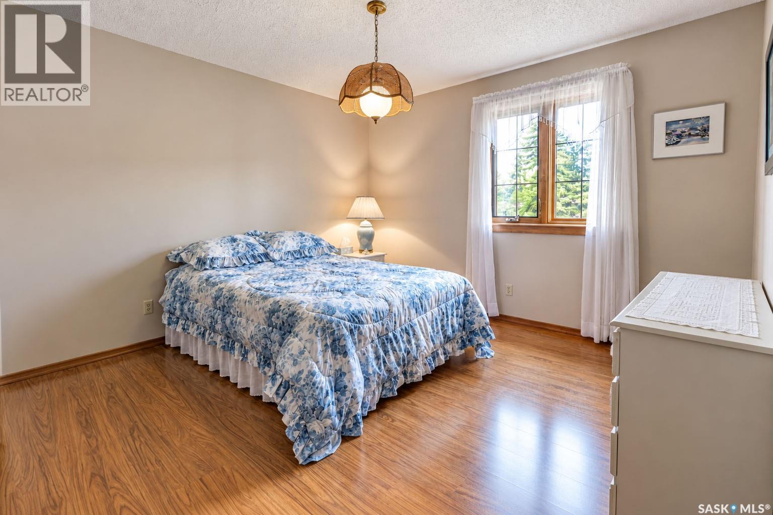 830 Chester PLACE - 26