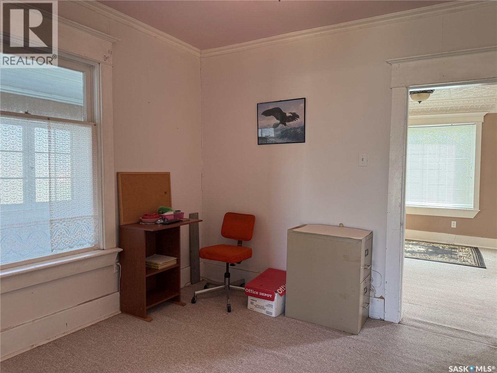 7 1st AVENUE - Image 37