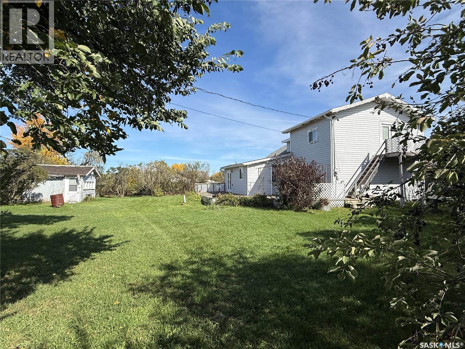 7 1st AVENUE - 7