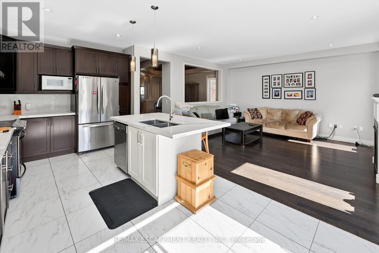 82 CHAUMONT DRIVE, Hamilton (Stoney Creek Mountain) — photo 11