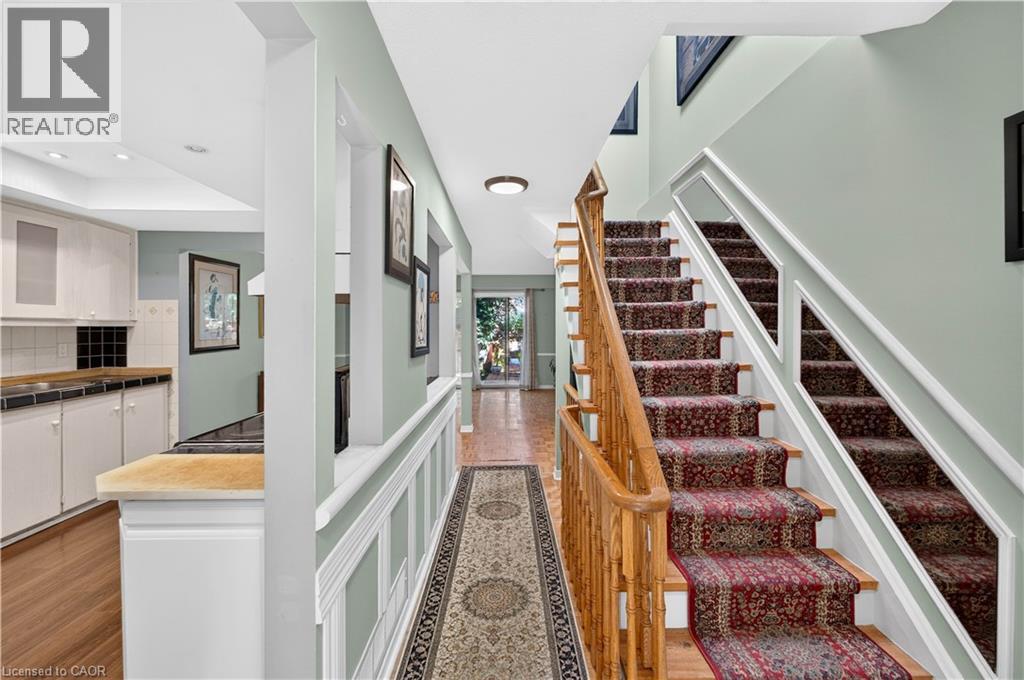 118 TAMARACK Drive, Thornhill — photo 11