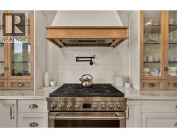 5pc Ensuite bath - 204 Fallingbrook Drive, Ancaster, ON L9G1E6 Photo 13