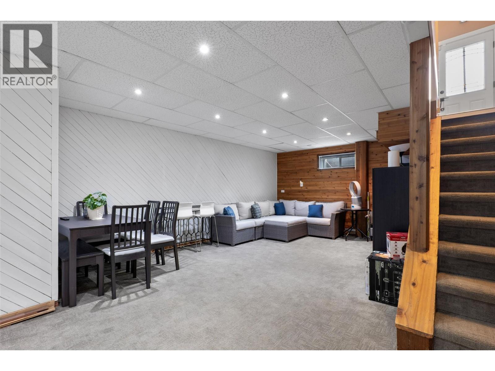 384 Arrowstone Drive - 20