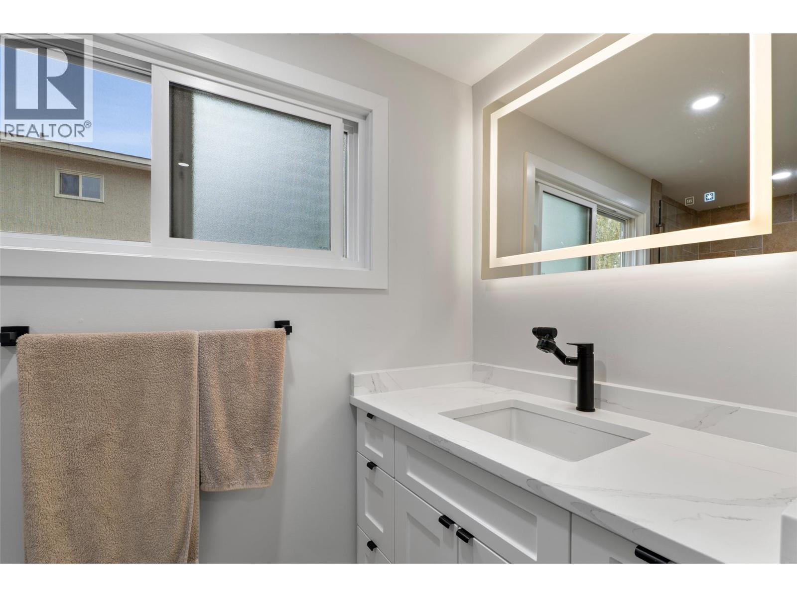 384 Arrowstone Drive - Image 17