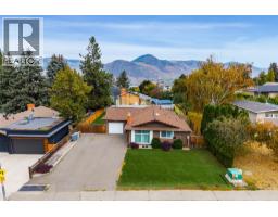 384 Arrowstone Drive, Kamloops, BC V2C1R1 Photo 36