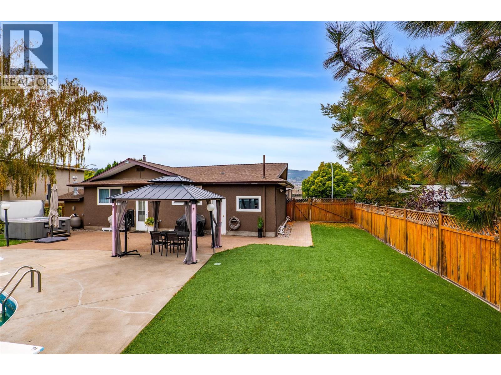 384 Arrowstone Drive - 33