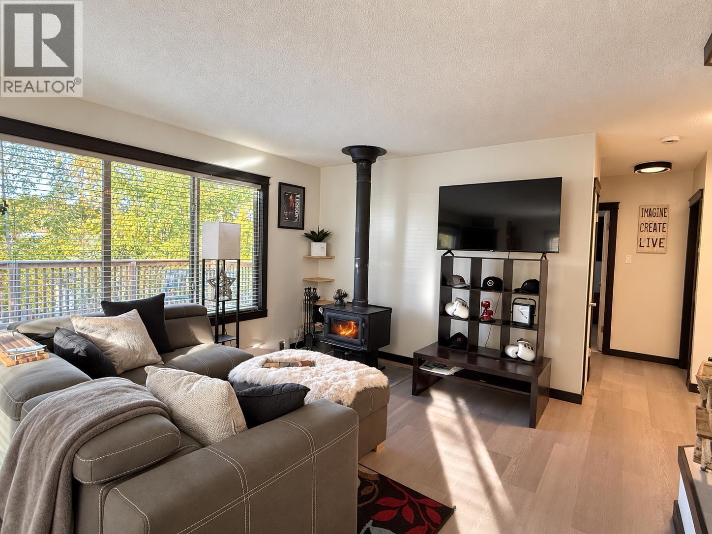 7106 MOOSE ROAD - 6