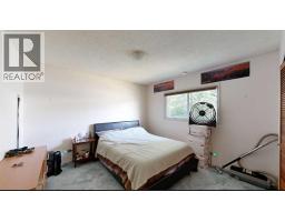 708 55 Avenue SW - photo 14