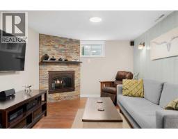 8343 48 Avenue NW - photo 23