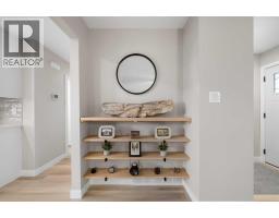8343 48 Avenue NW - photo 10