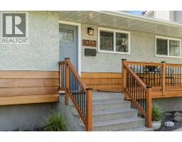 8343 48 Avenue NW - photo 9