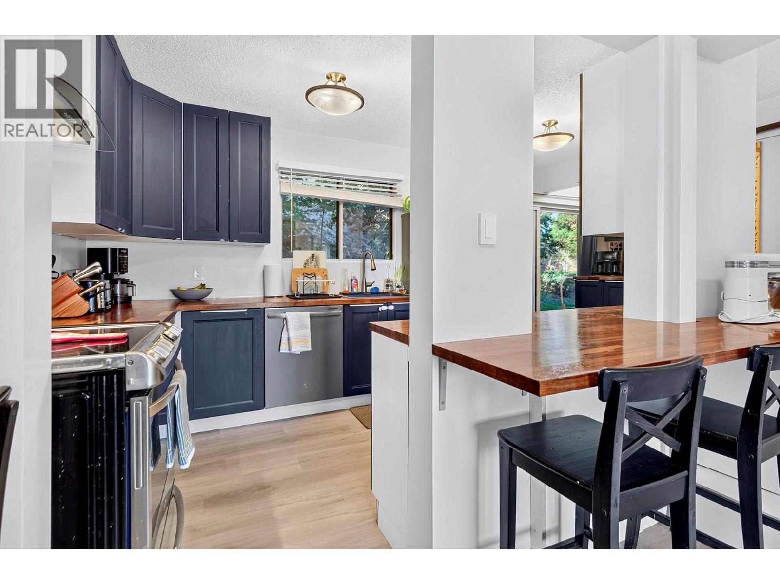 #38 1469 SPRINGHILL Drive - 44