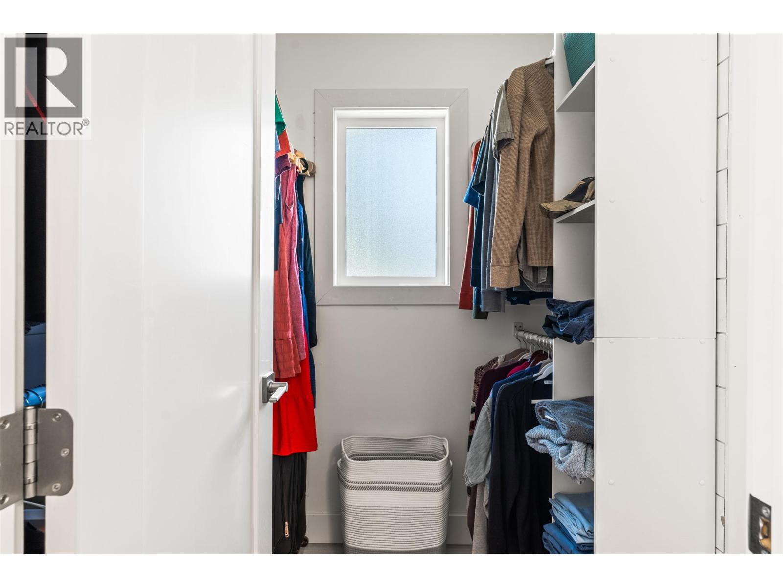 9434 Angus Drive - 26