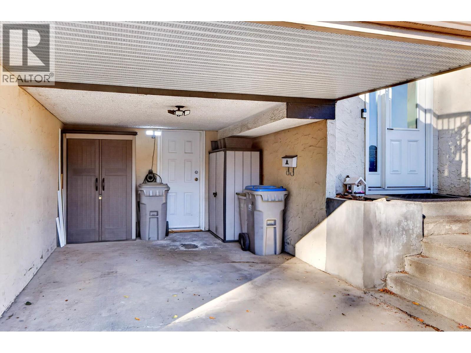 #38 1469 SPRINGHILL Drive - 27