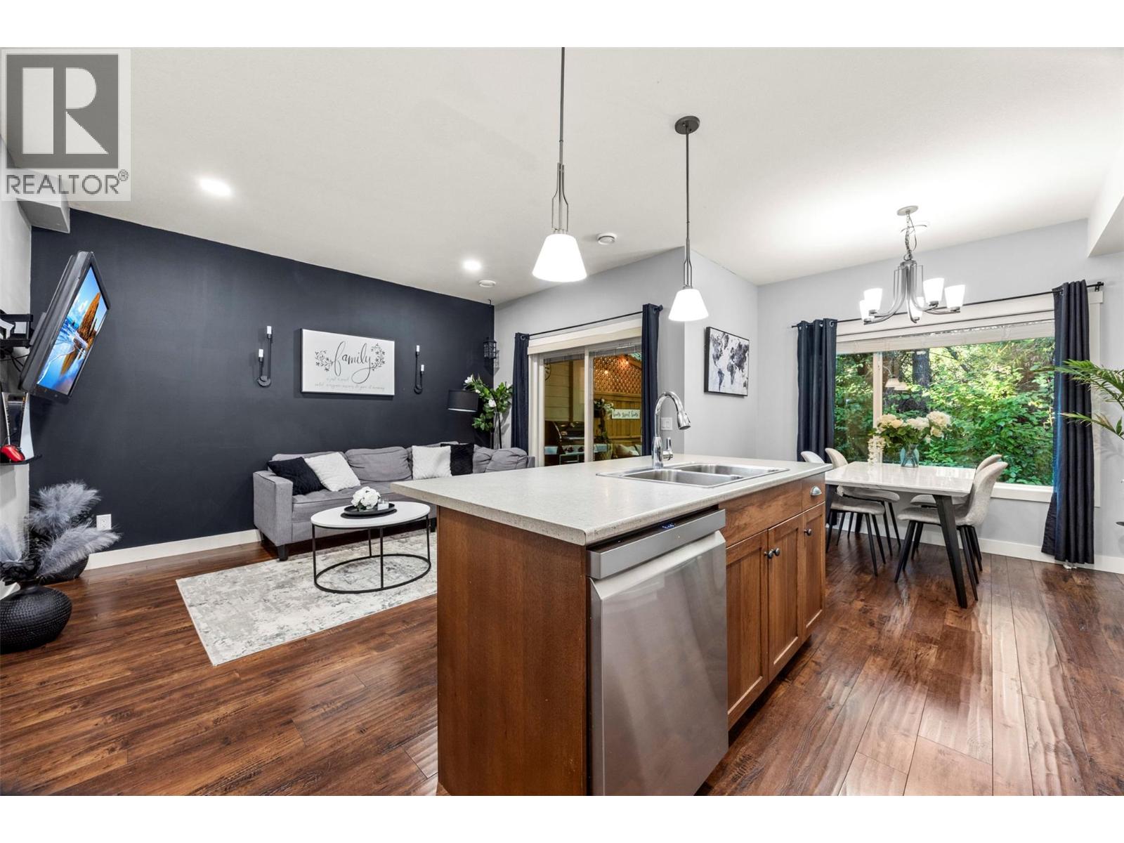 10724 Bottom Wood Lake Road Unit# 4, Lake Country