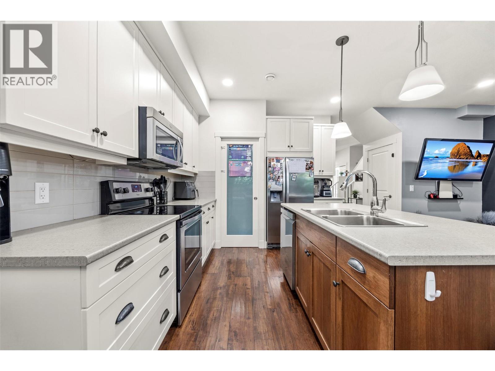 10724 Bottom Wood Lake Road Unit# 4, Lake Country