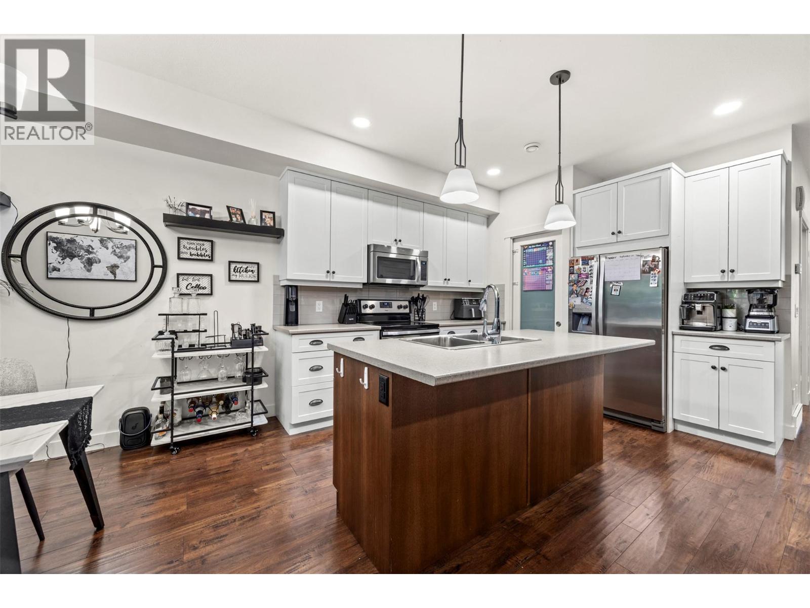 10724 Bottom Wood Lake Road Unit# 4, Lake Country