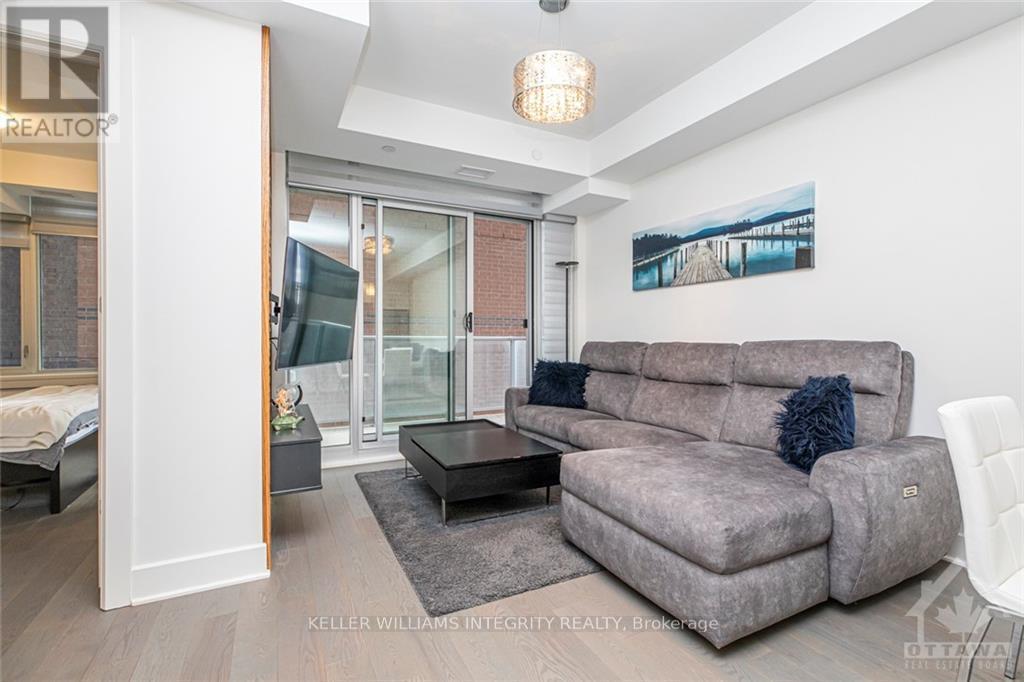 #706 255 BAY STREET - Image 19