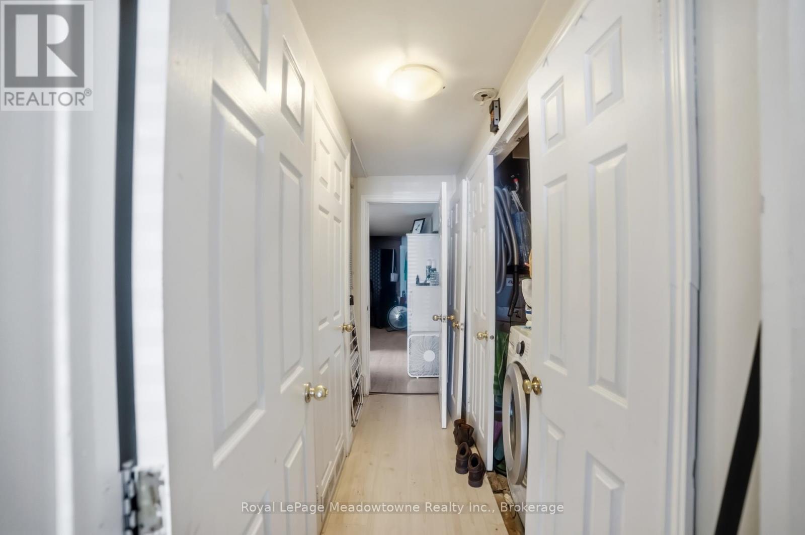 12 HUNTSMAN GATE - Image 33