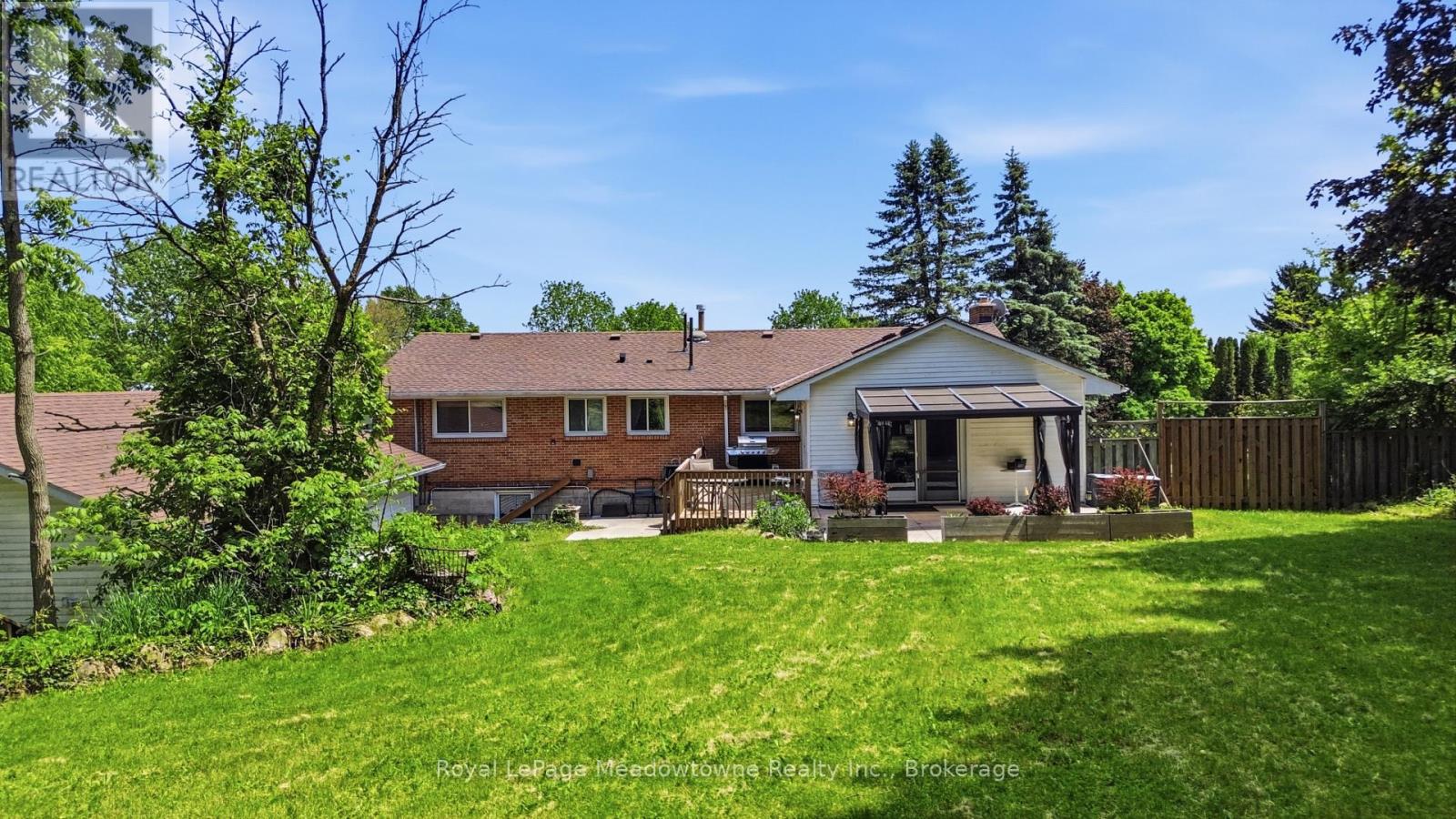 12 HUNTSMAN GATE - Image 39
