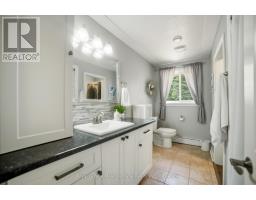 12 Huntsman Gate, Hamilton, ON L8N2Z7 Photo 31