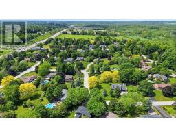 12 Huntsman Gate, Hamilton, ON L8N2Z7 Photo 45