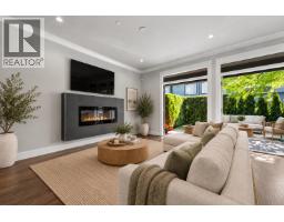1 651 W 14th Street, North Vancouver, BC V7M1R3 Photo 13