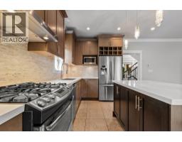 1 651 W 14th Street, North Vancouver, BC V7M1R3 Photo 15