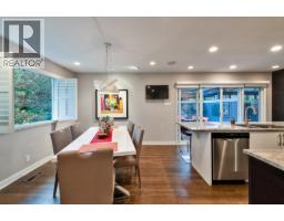 3669 Edgemont Boulevard, North Vancouver, BC V7R2P6 Photo 12