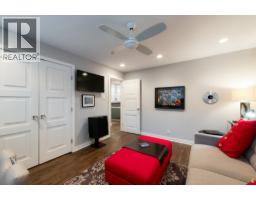 3669 Edgemont Boulevard, North Vancouver, BC V7R2P6 Photo 27