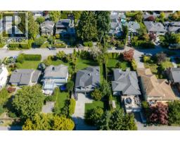 1258 Jefferson Avenue, West Vancouver, BC V7T2B1 Photo 39