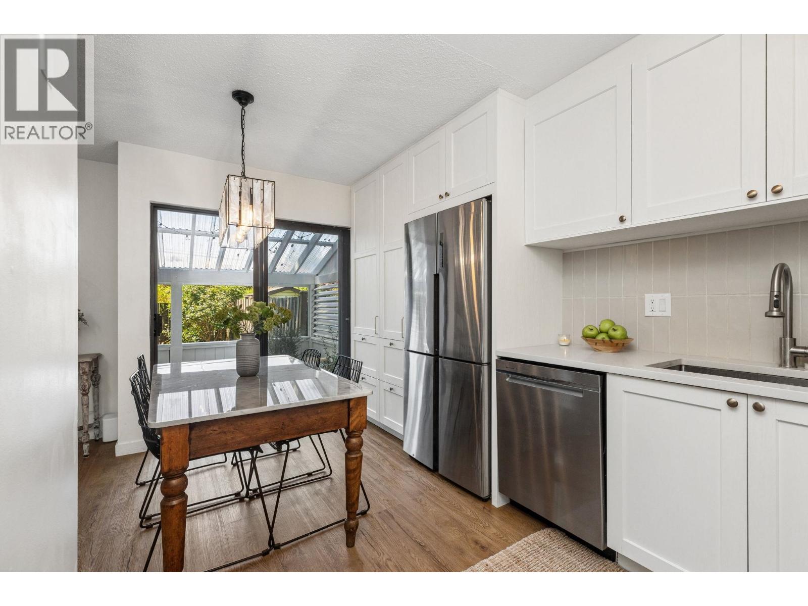 2509 BURIAN Drive, Coquitlam, British Columbia, V3K5W8, Coquitlam, British Columbia — photo 3 of 5