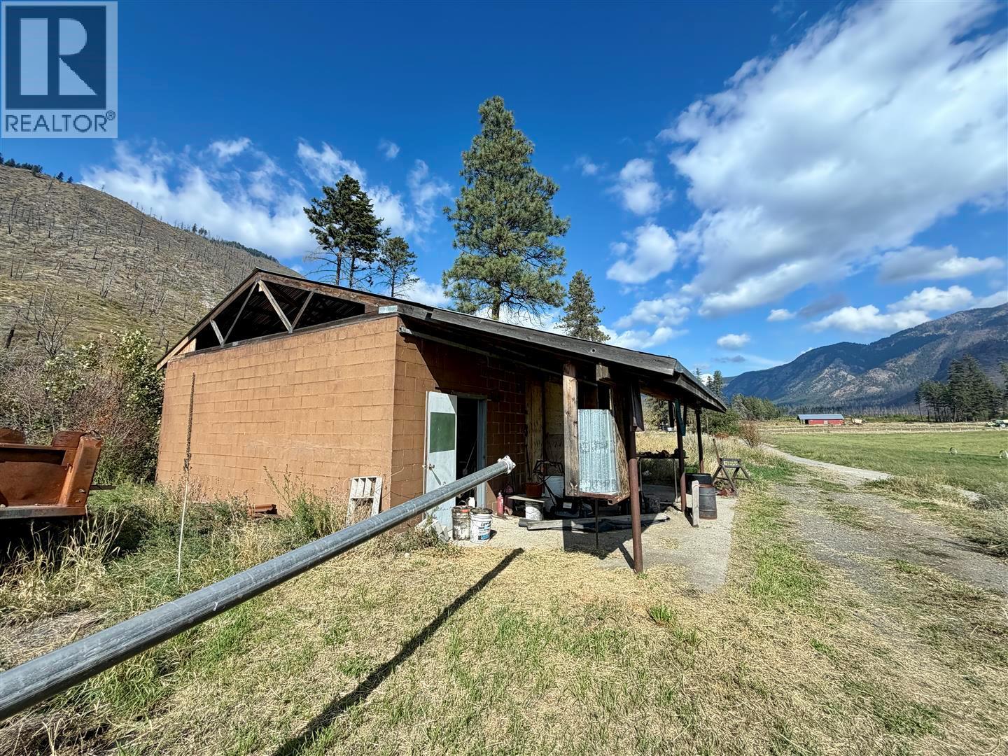 2000/1960 Botanie Creek Road - 44