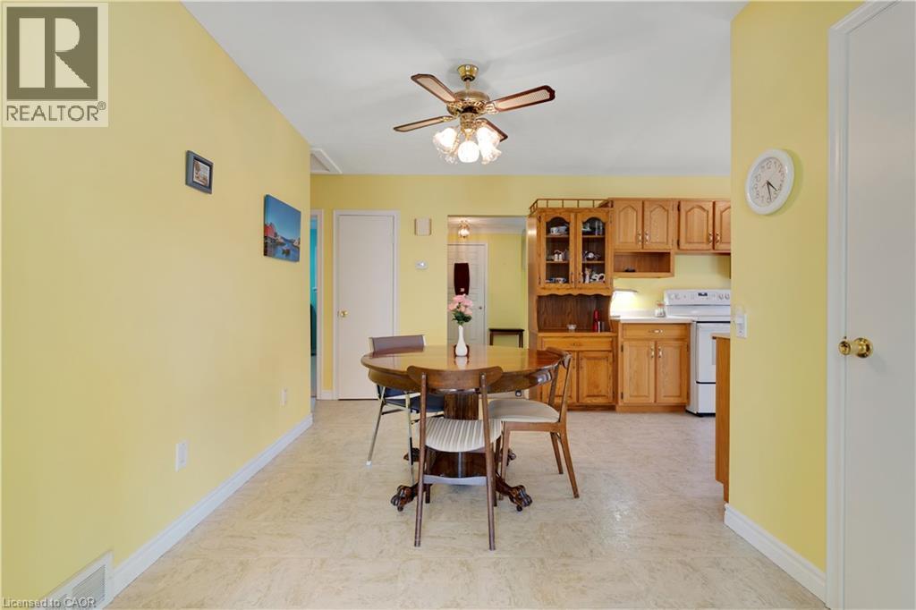 297 WILSON Avenue, Kitchener — photo 9